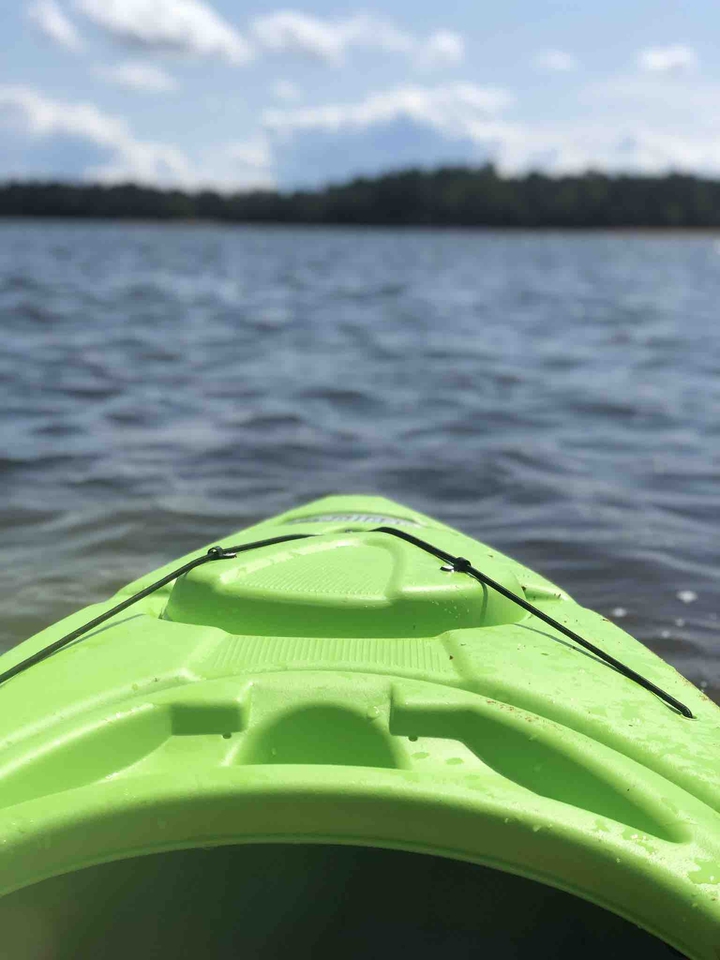 bonne promenade en kayaks