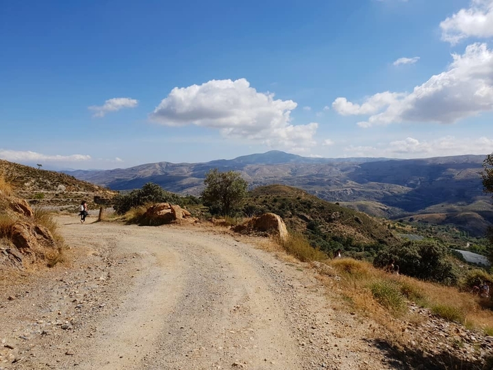 road between hills