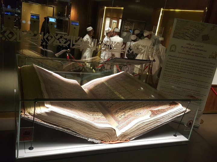 world largest al quran.