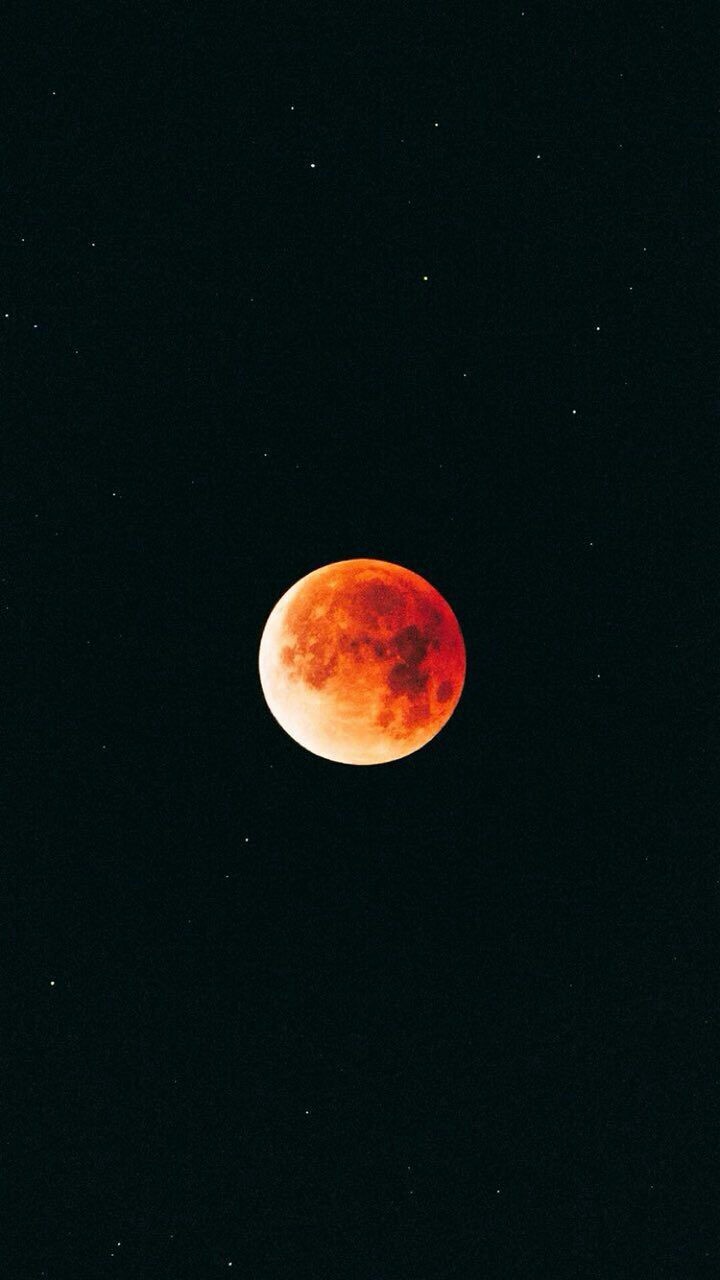 Red moon