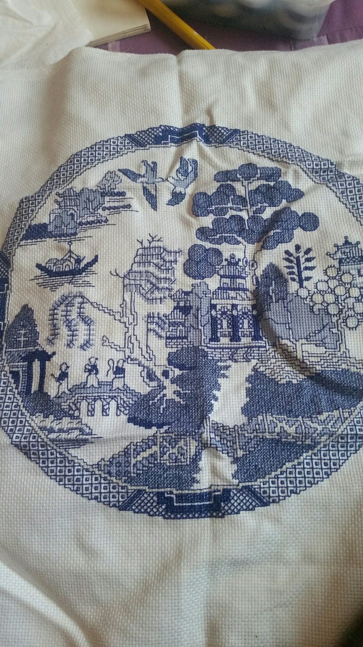 Willow pattern plate cross stitch