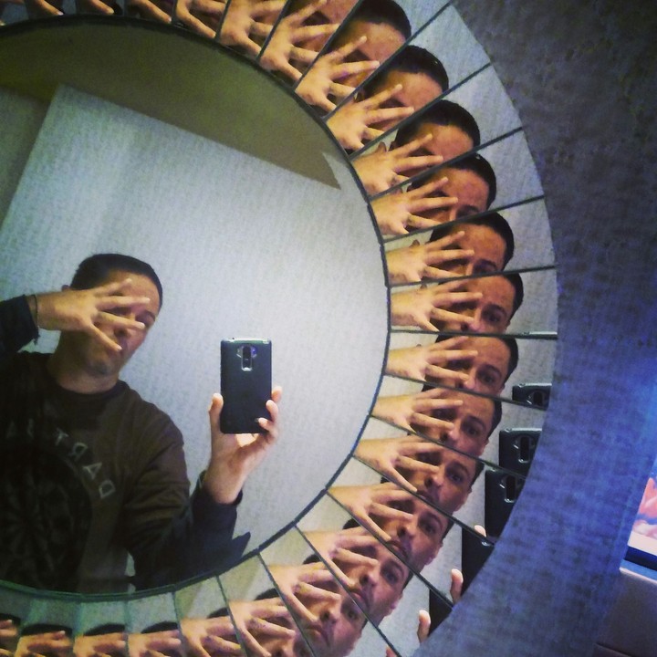 Neat Mirror