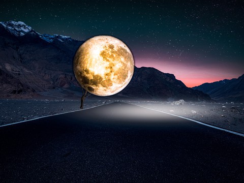 moon street lamp