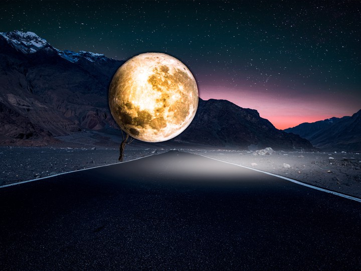 moon street lamp