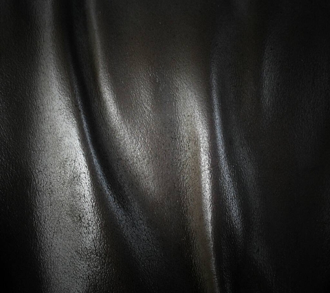 cuir noir