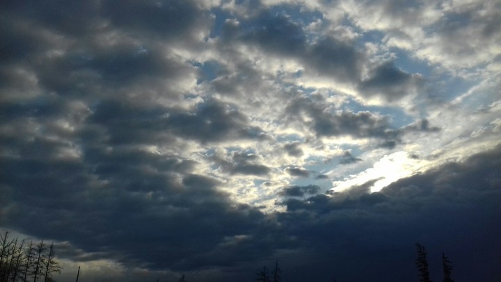 Moning's sky