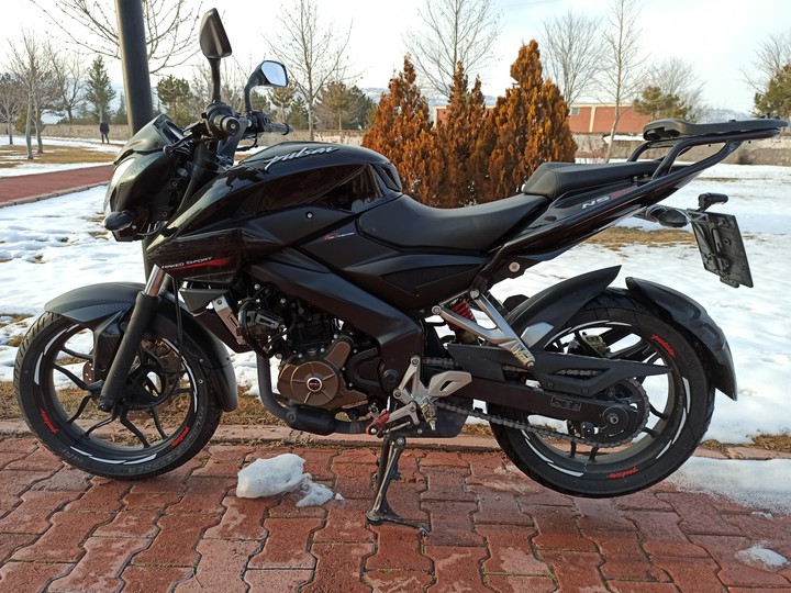 pulsar200ns