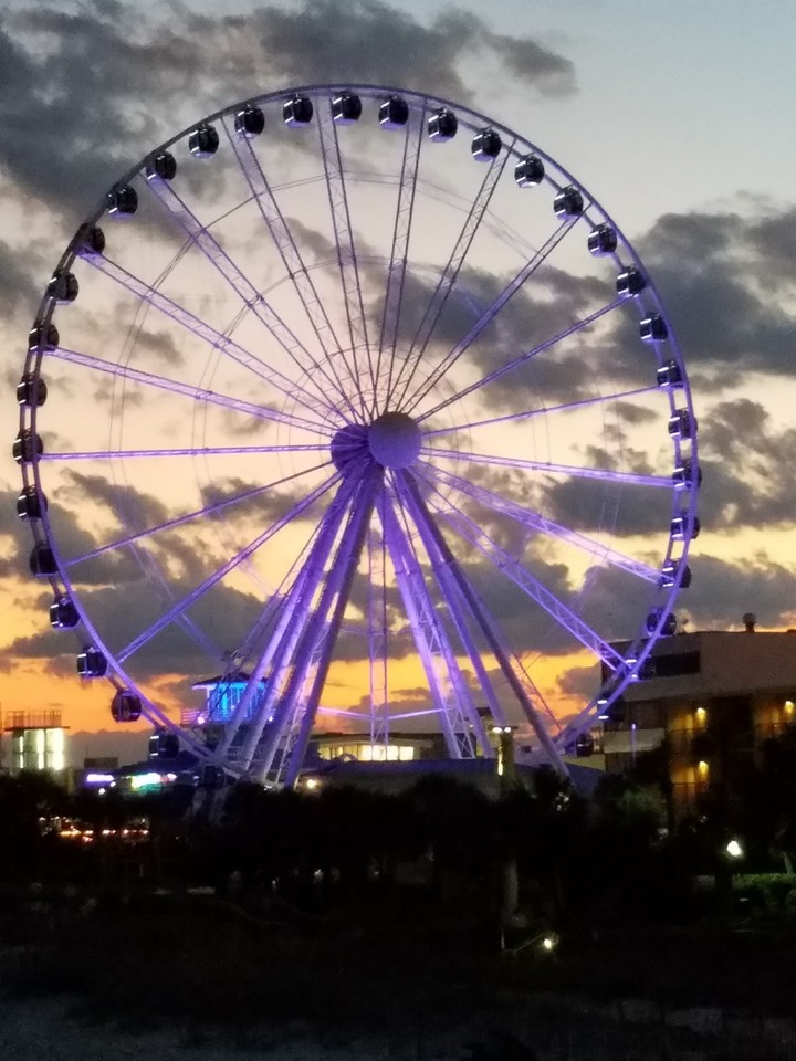 Myrtle Beach ferris wheel sunset