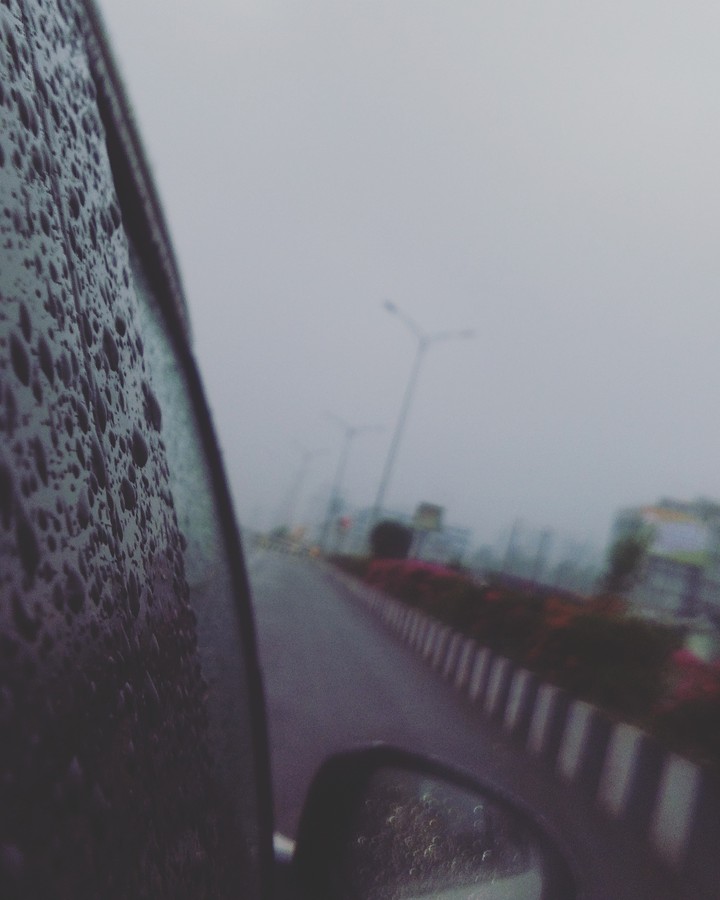 Beauty of the raindrops on the window of the car.