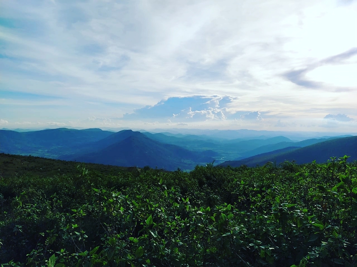 mountains speaks