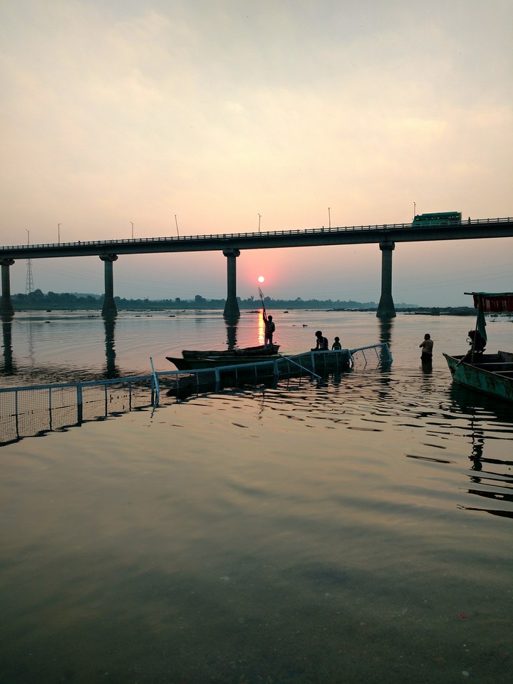 Narmada river india