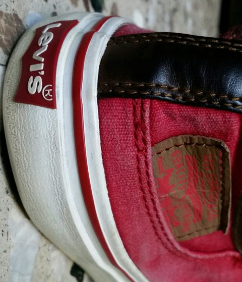 levis