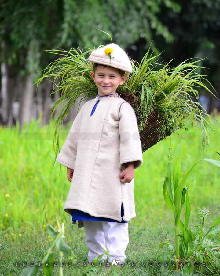 PAKISTANI CHILD..KPK..NOTHREN AREA