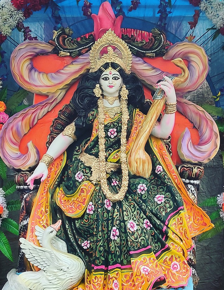 Maa Saraswati