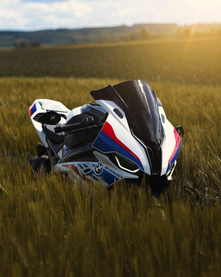 BMW S1000RR