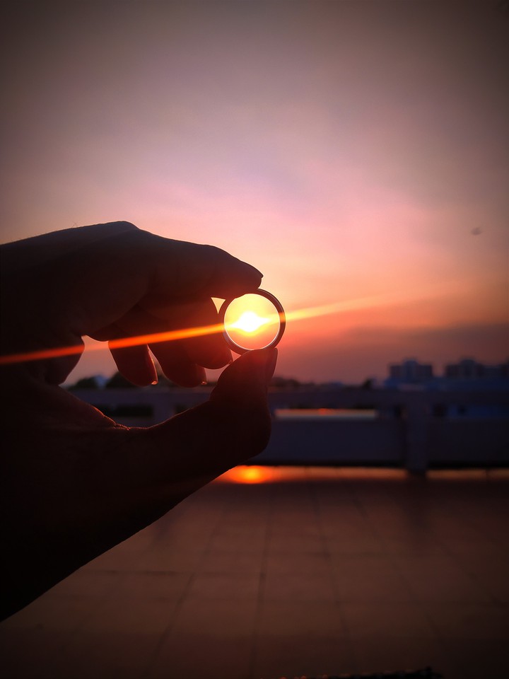 Sun in a ring