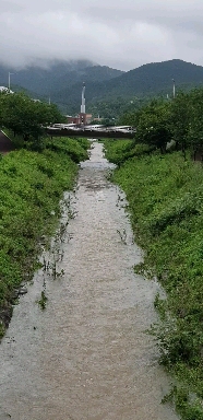 After the rain, in Jinju, South Gyeongsang Province