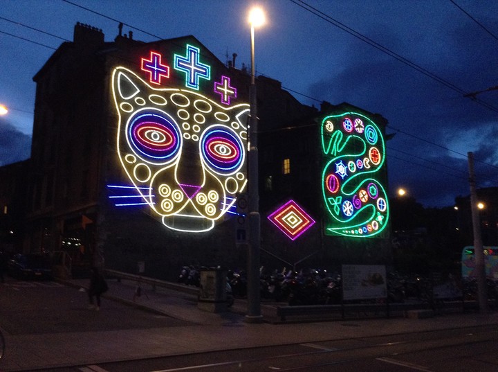 Light figures