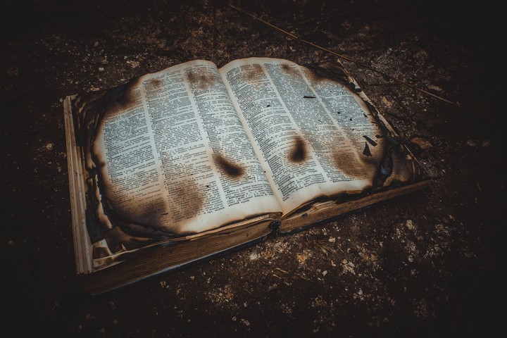 книга
