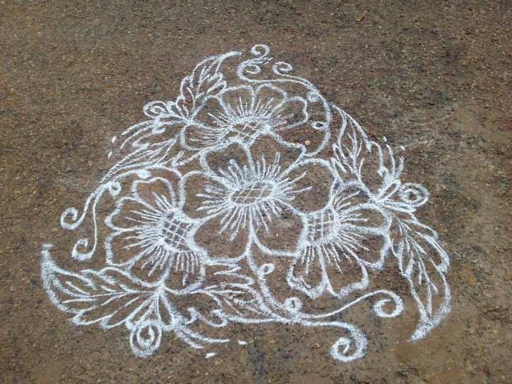 floral rangoli