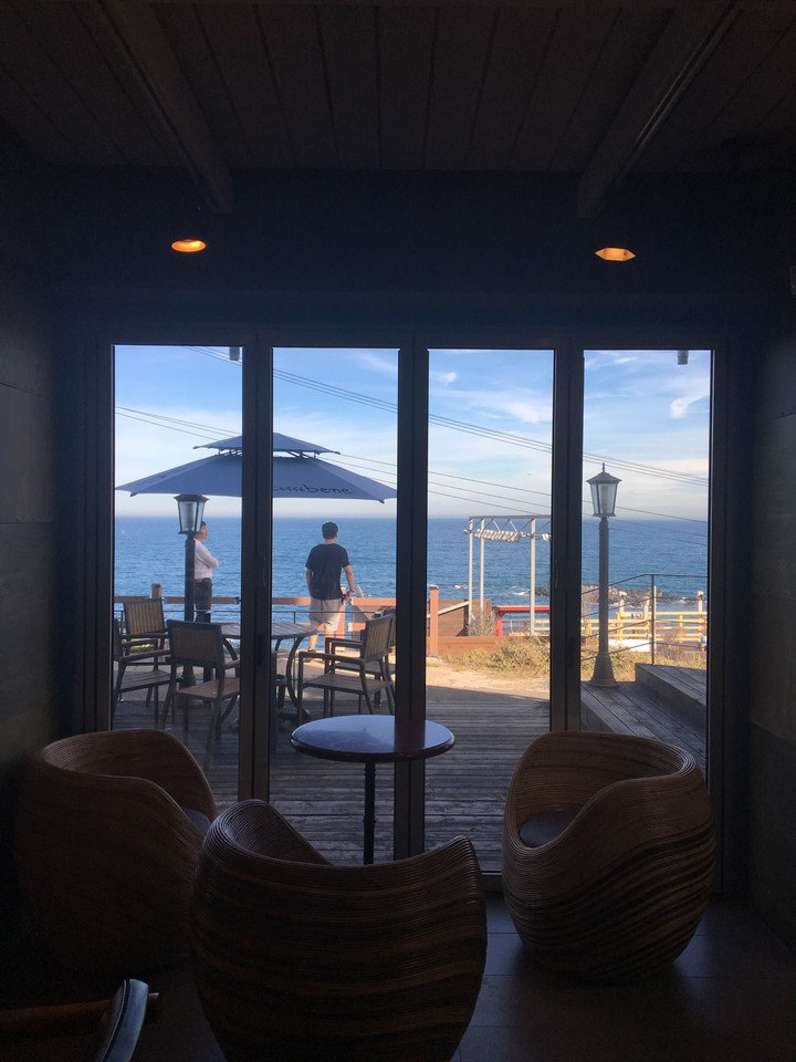 cafe near the sea