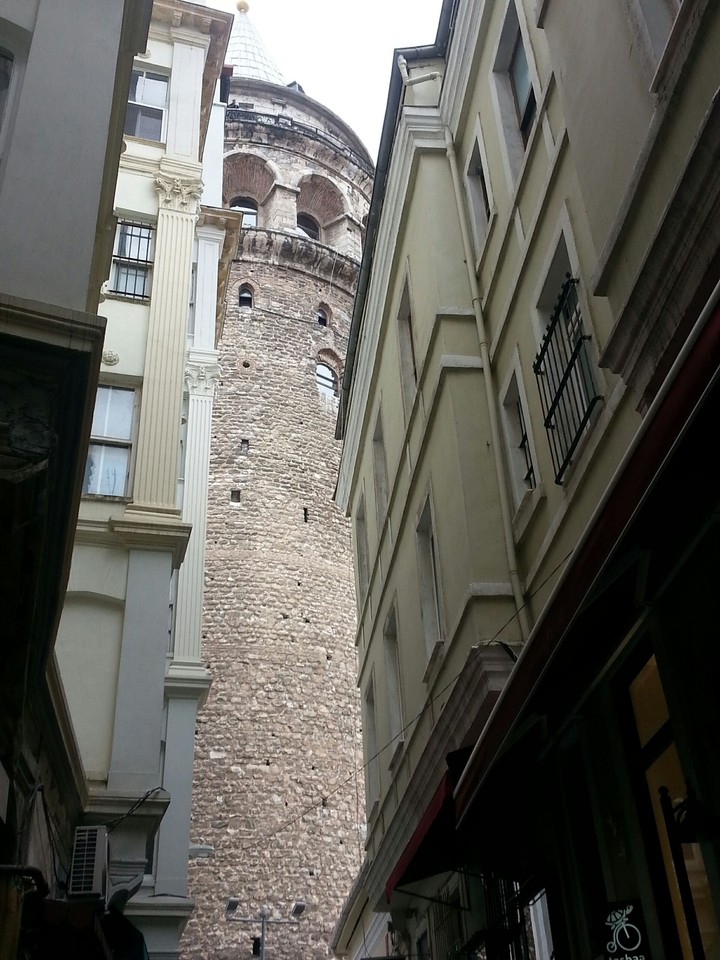 historical building: GALATA TOWER