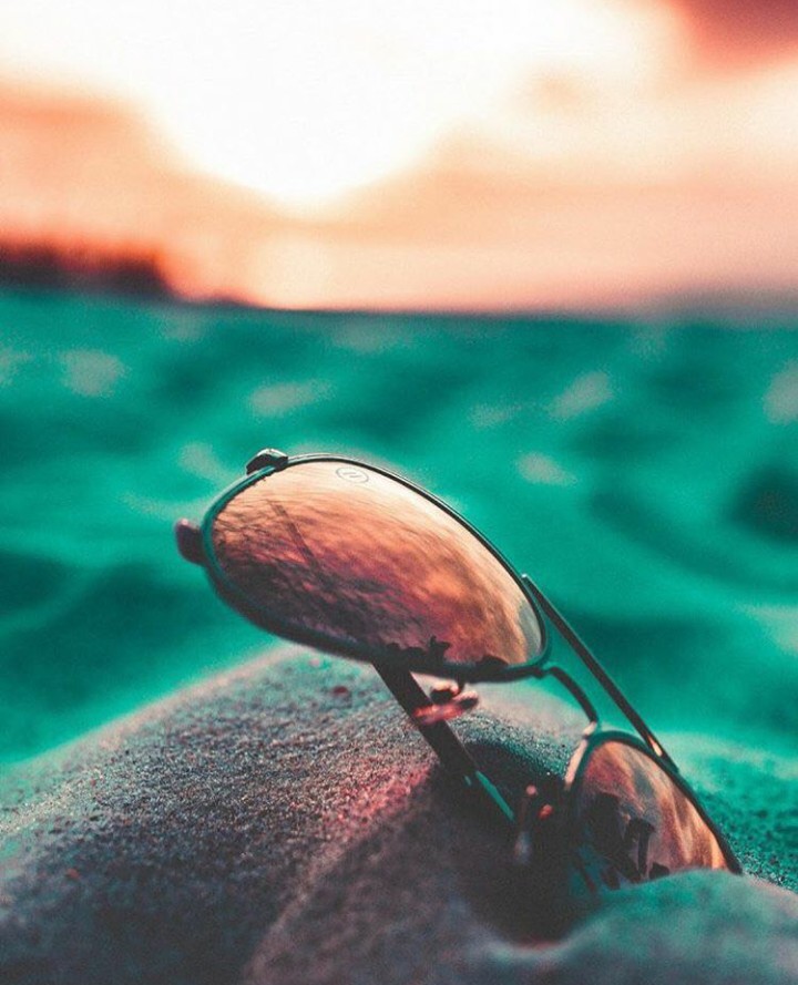 Sun... 