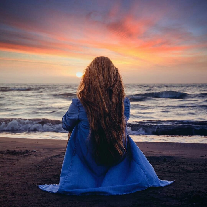 Sunset Girl