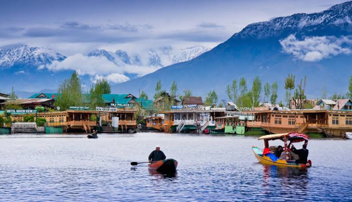 Incredible India Kashmir Dal Lake