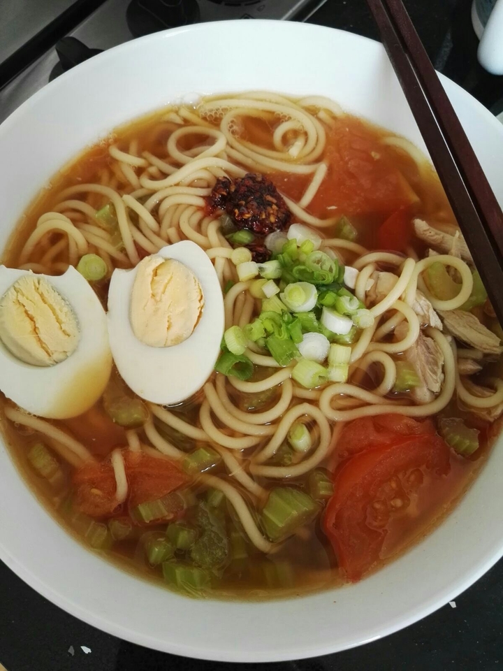 Udon noodles with eggs