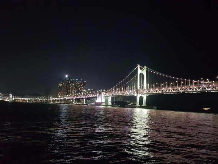 부산 광안대교 야경
