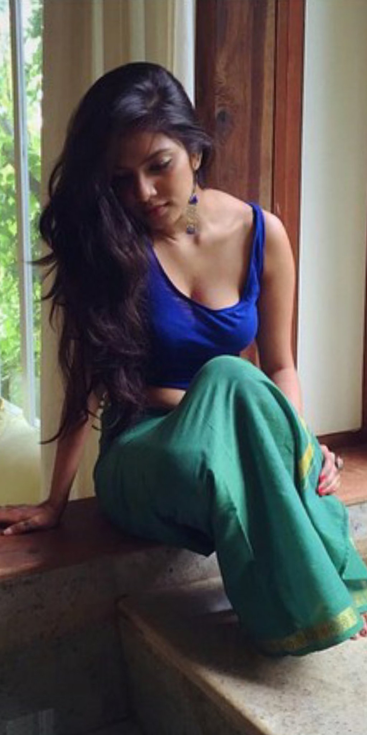 Actress Wallpapers