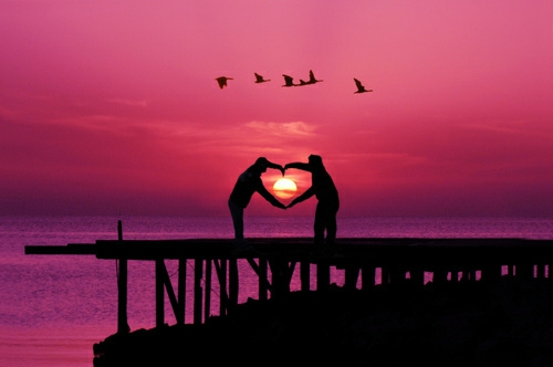 i love Erika ( ◜‿◝ )❤ and sunset?