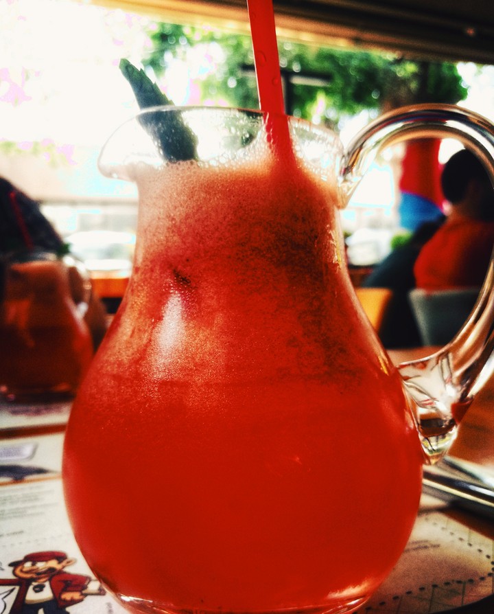 Strawberry lemonade