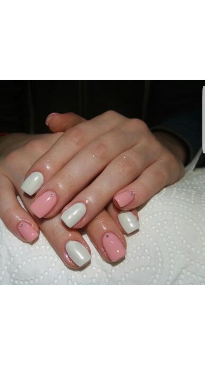 nails
