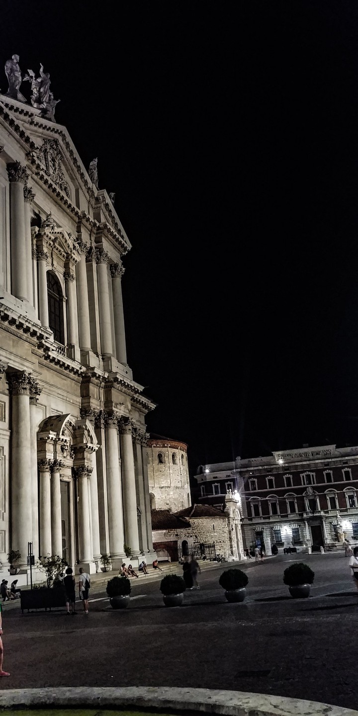 piazza d'uomo