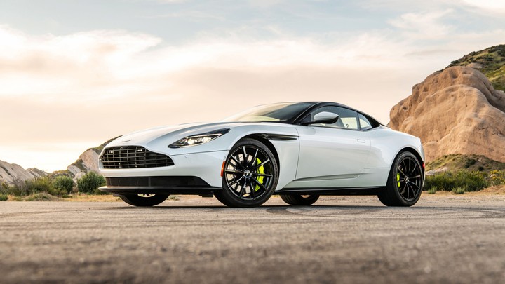 Aston Martin DB 11