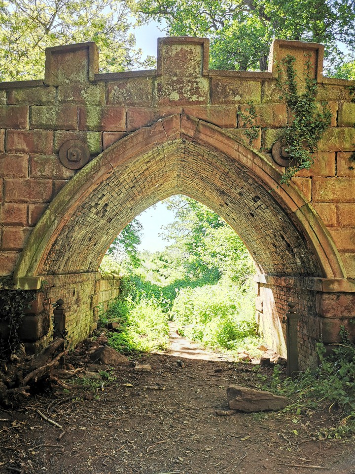 Himley Hall bridge