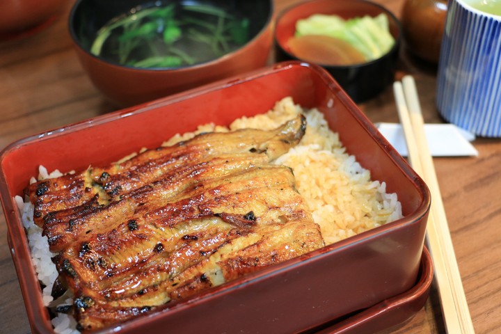 老招牌鰻魚飯