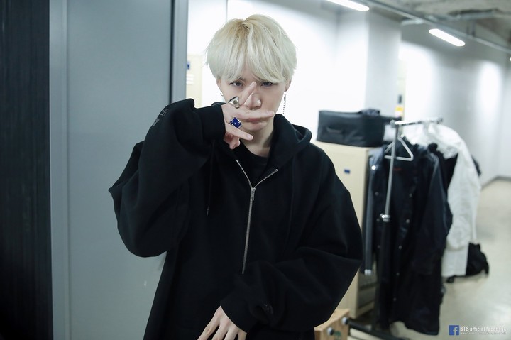 HAPPY YOONGI DAY❤❤❤❤❤❤❤