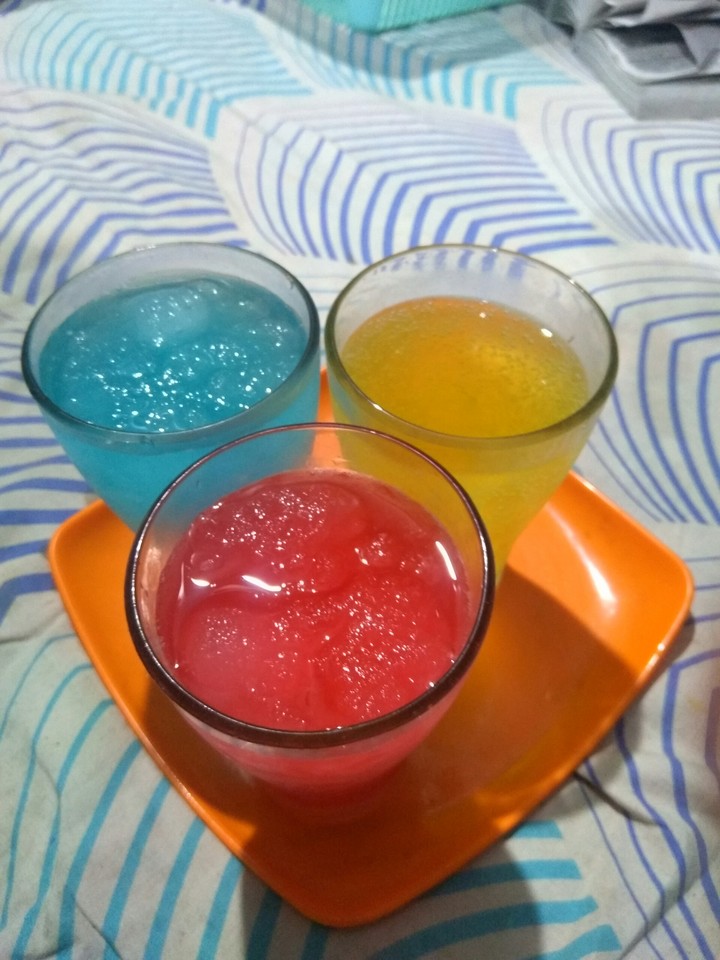 3 colour