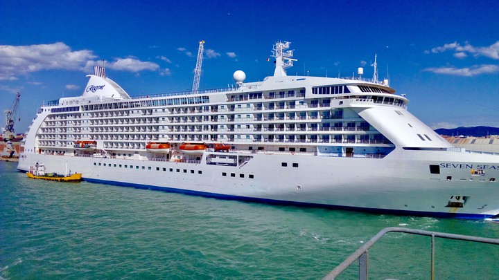 Cruise line ship