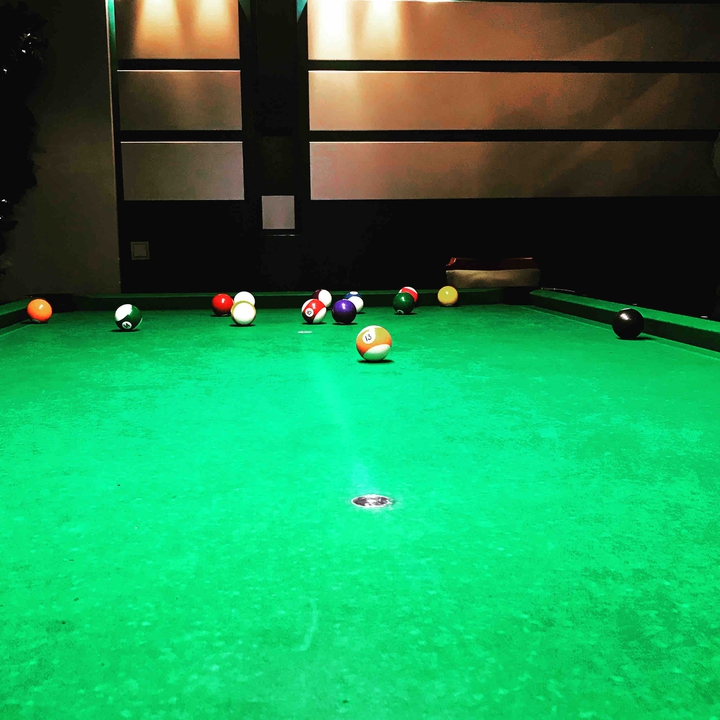 billiard