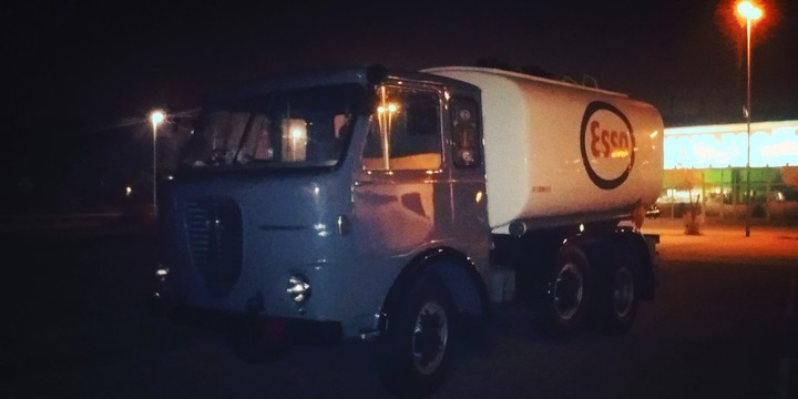 esso camion trasporto carburante