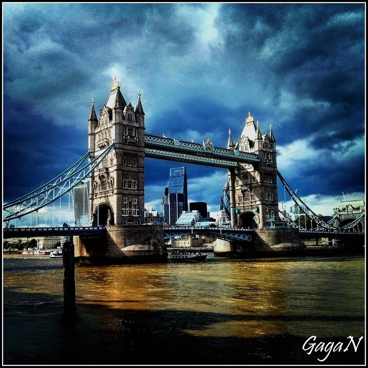 London Bridge