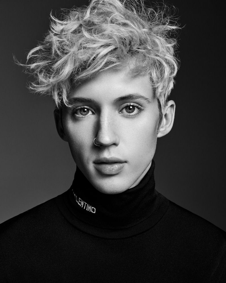 tRoYe