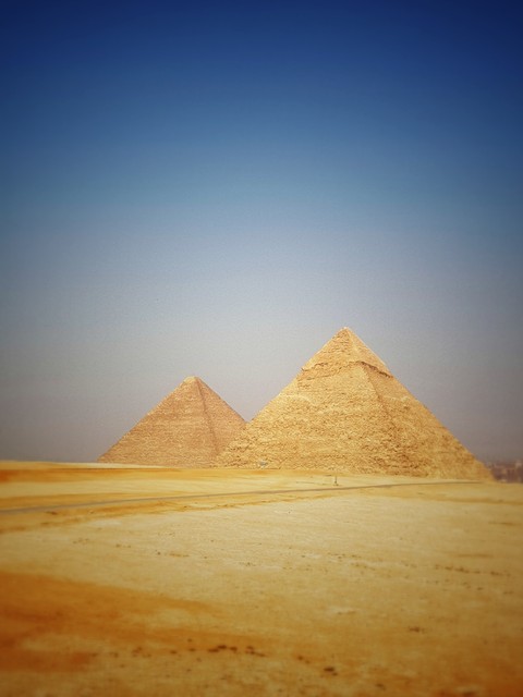 ghizeh pyramids