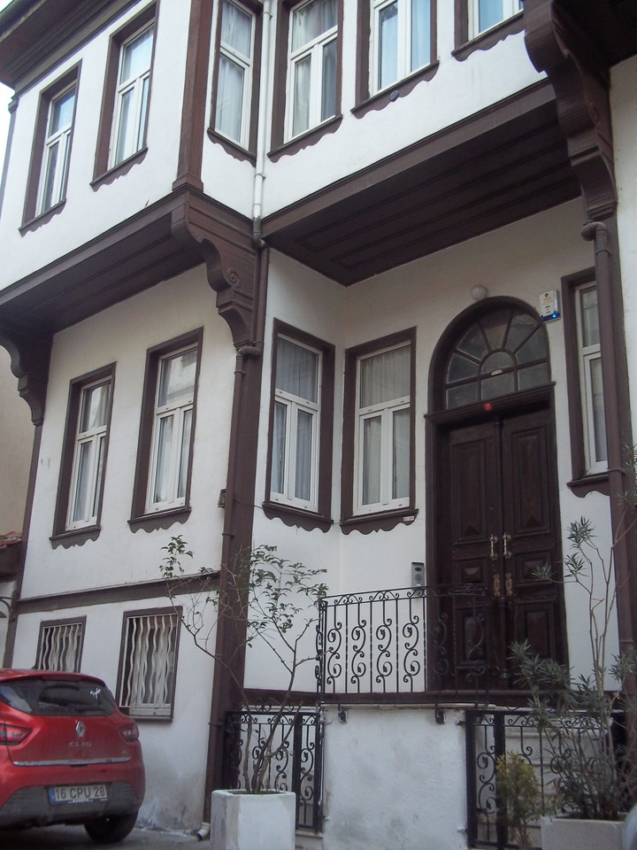 Beyaz Konak