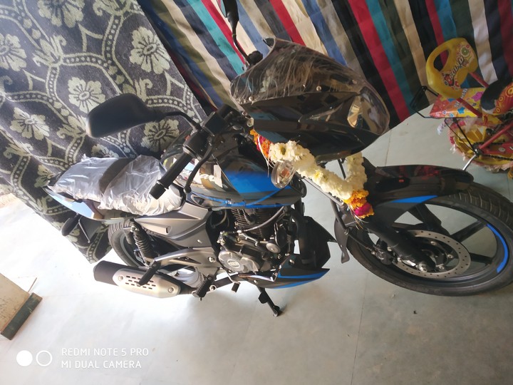 bajaj pulsar