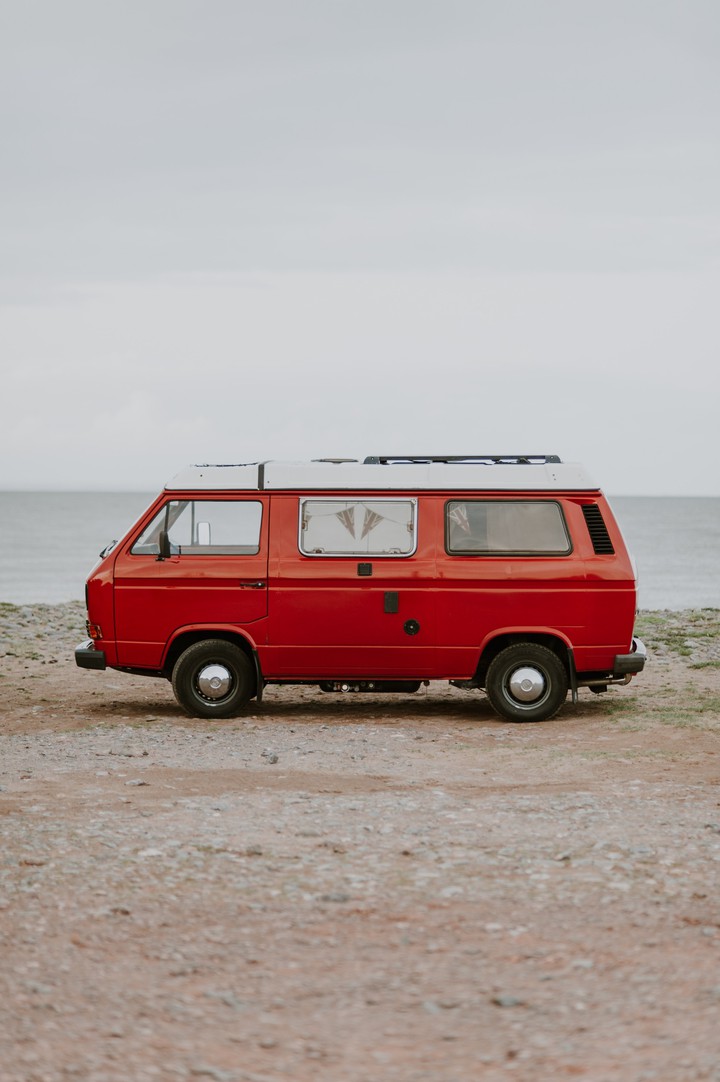 red car